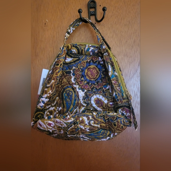 Vera Bradley Lunch Bag BUTA SPRAY Pattern NWT - Picture 2 of 3